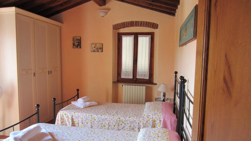 Chiardiluna Pistoia Luaran gambar