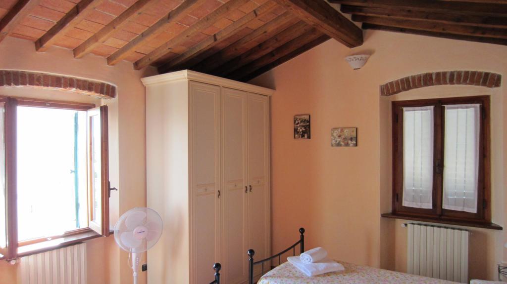 Chiardiluna Pistoia Luaran gambar